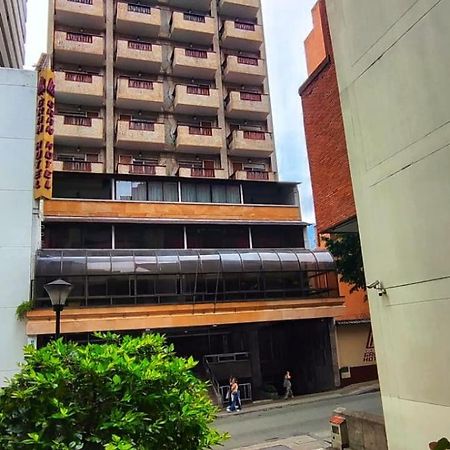 Gran Hotel Medellín Buitenkant foto