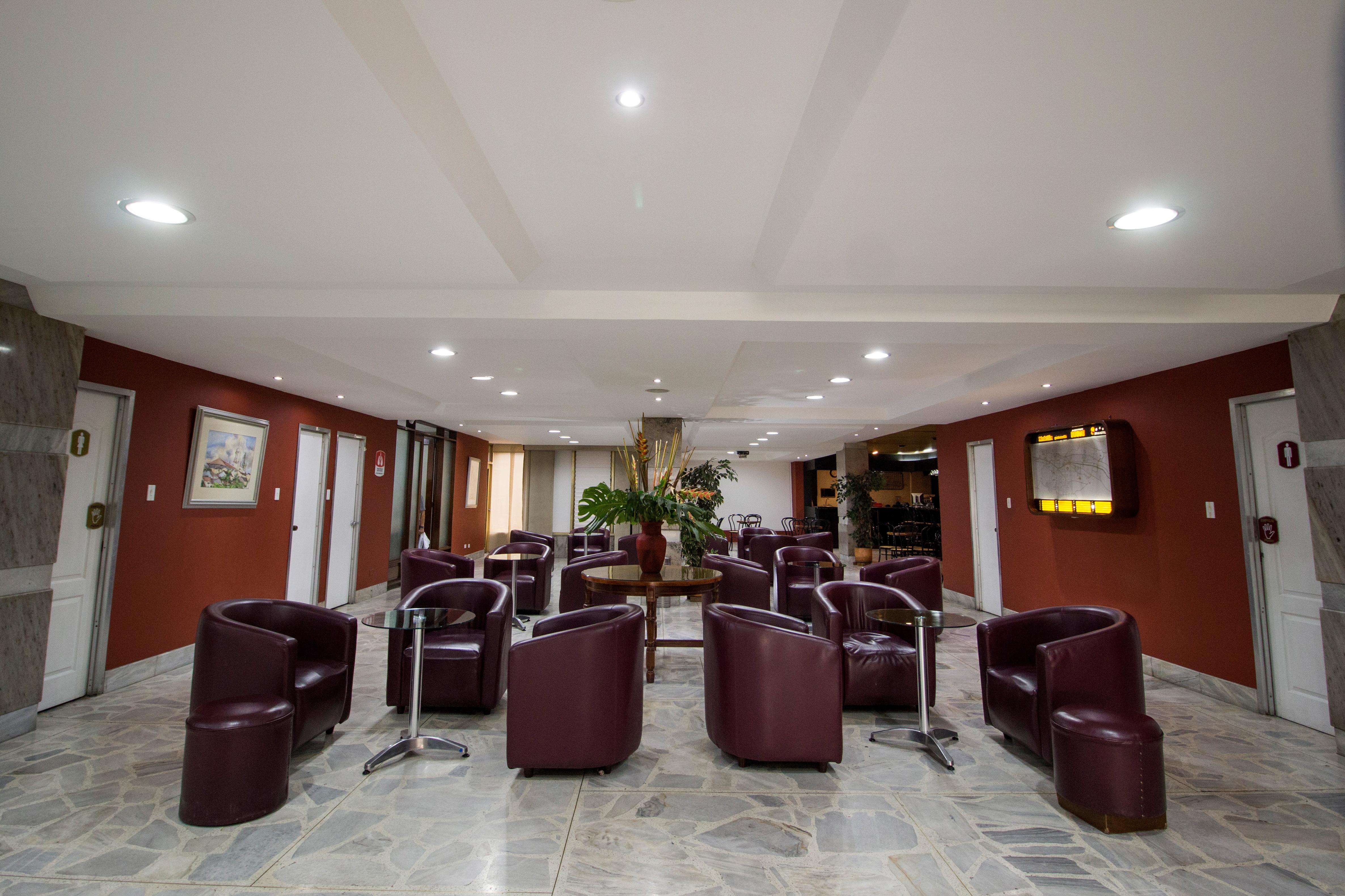 Gran Hotel Medellín Buitenkant foto