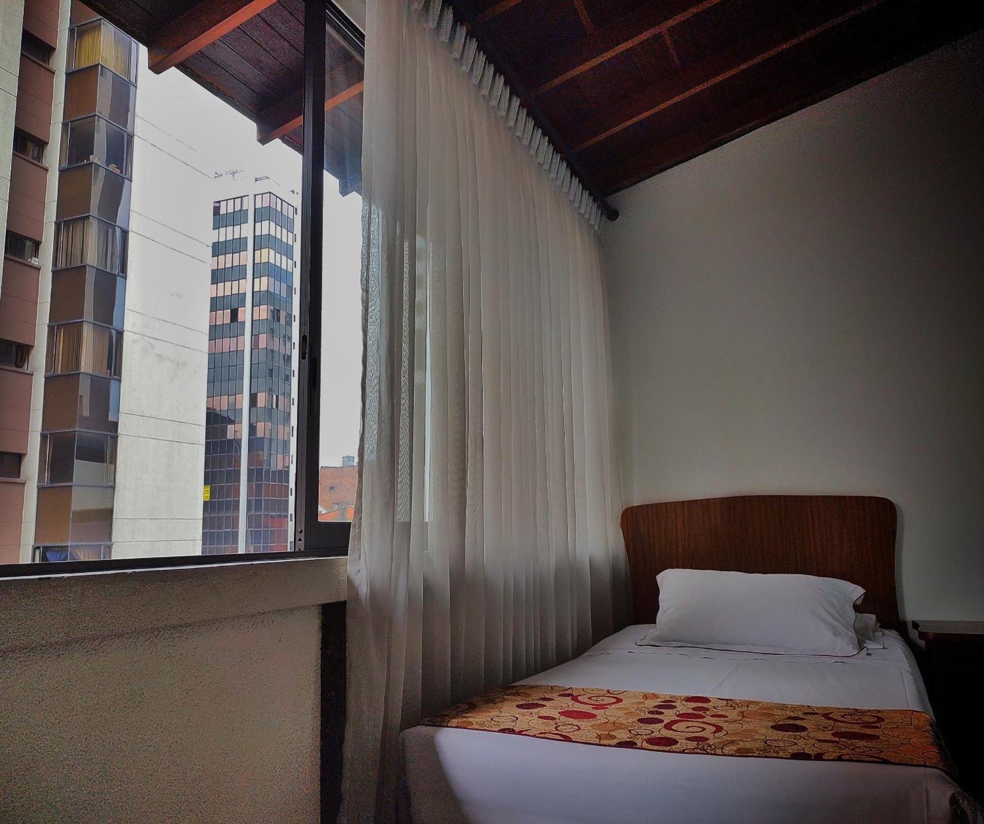 Gran Hotel Medellín Buitenkant foto