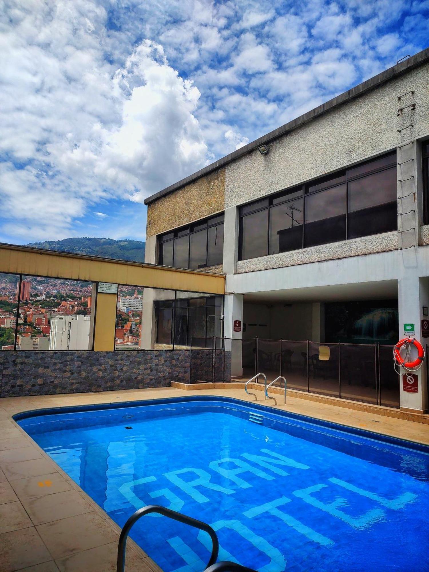 Gran Hotel Medellín Buitenkant foto
