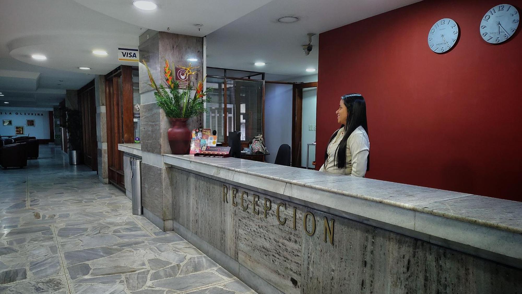 Gran Hotel Medellín Buitenkant foto